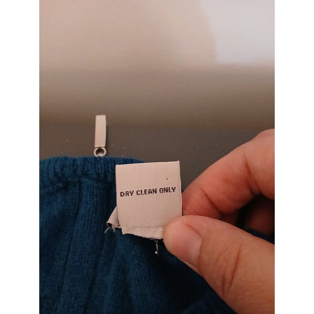 Olivia & Grace Cashmere Sweater Teal Blue Crew Neck Back Zip  Medium FLAWED